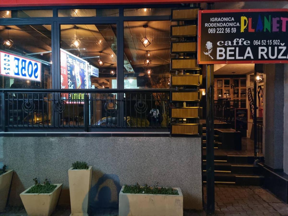 Bela Ruza Hotel Belgrado Buitenkant foto